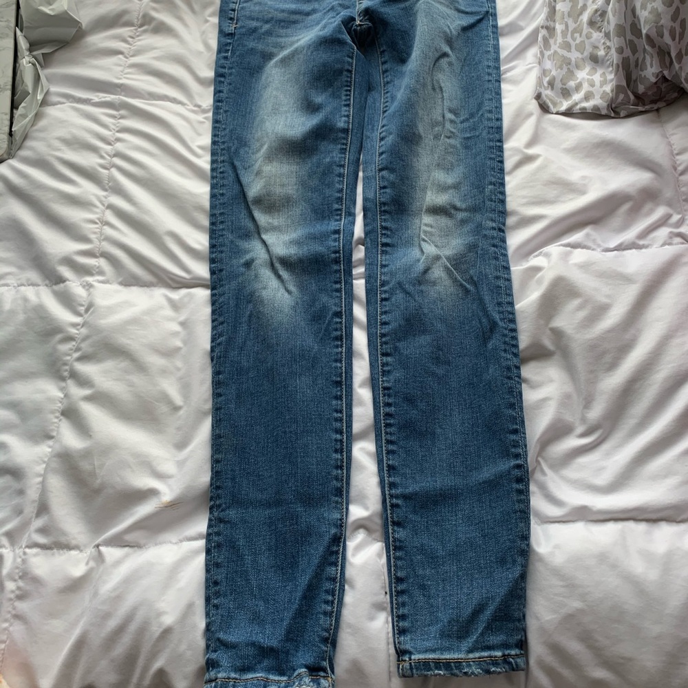 Skinny jeans
